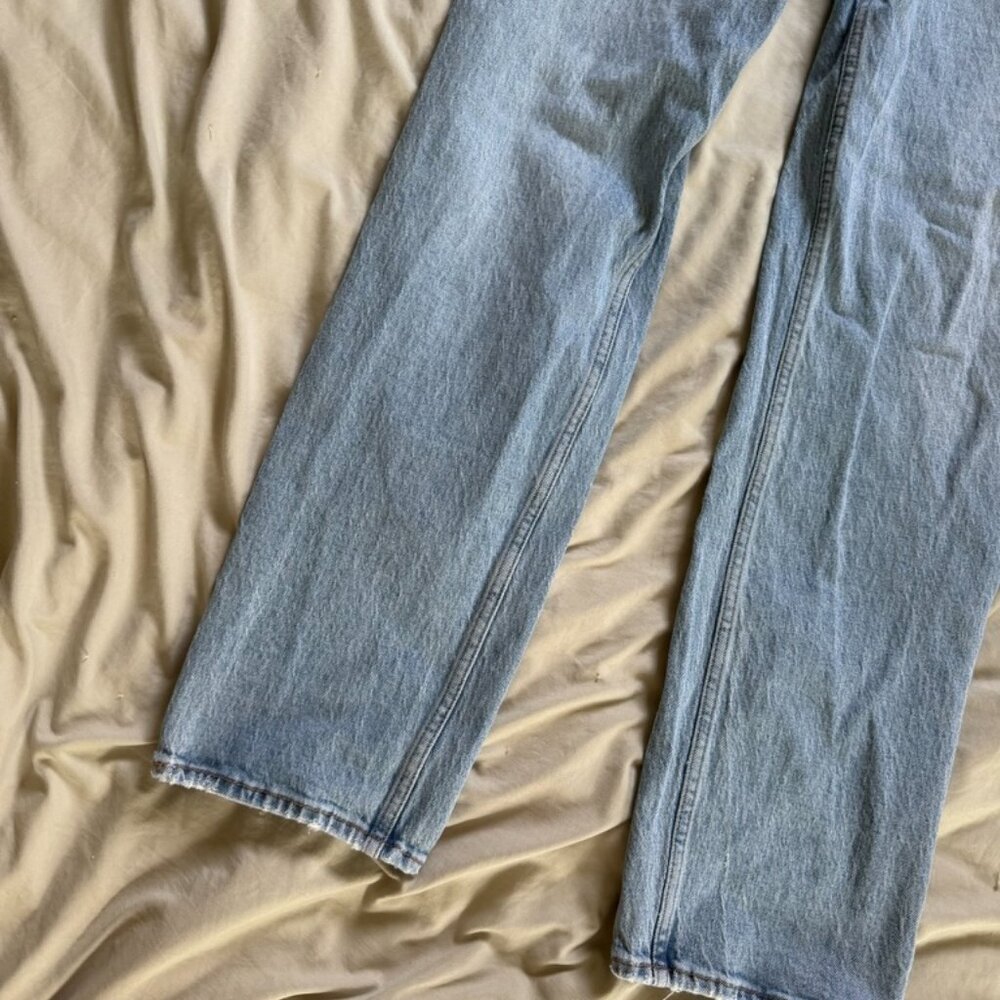 Abercrombie & Fitch Ultra High Rise 90's Straight - Picture 2 of 7